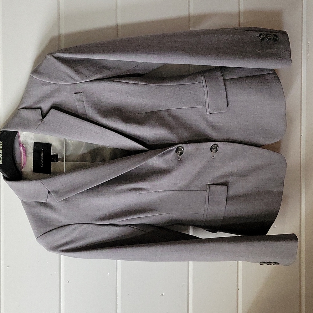 Banana Republic skirt suit - Picture 5 of 5